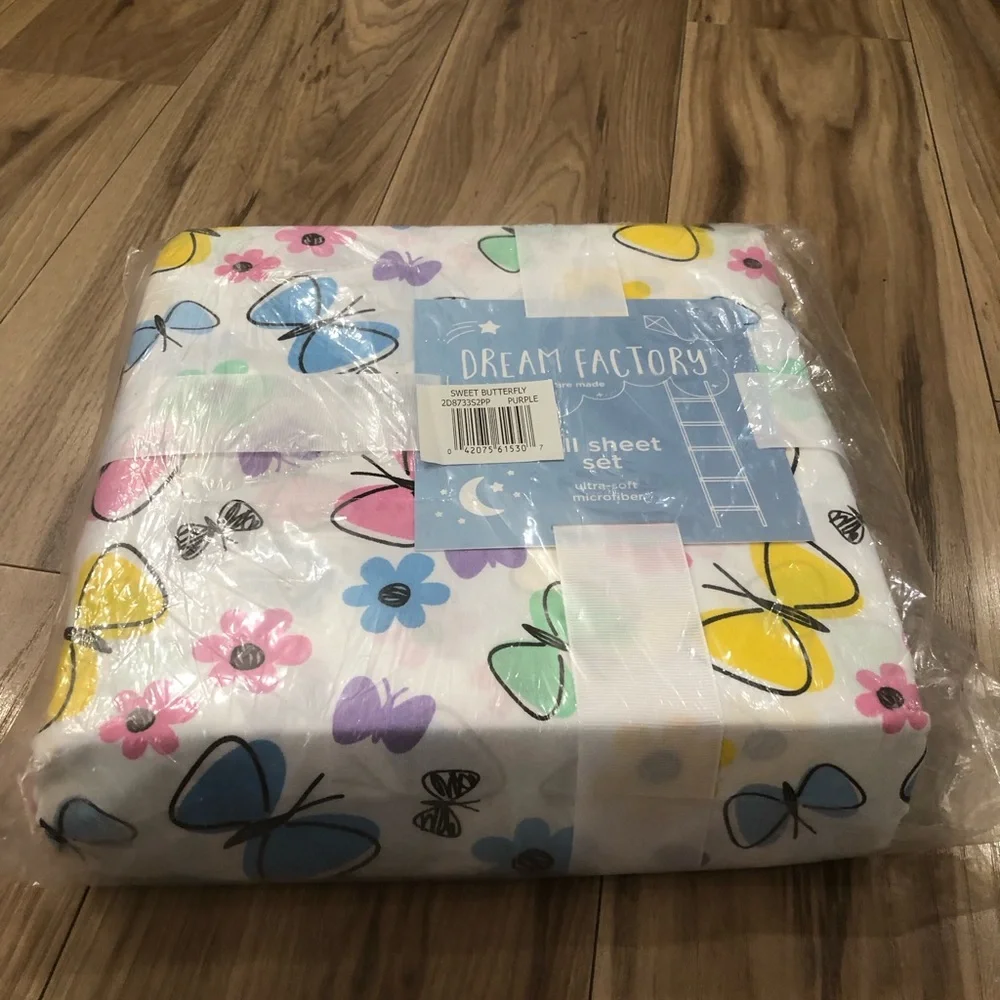 Dream Factory Sweet Butterfly Full Sheet Set